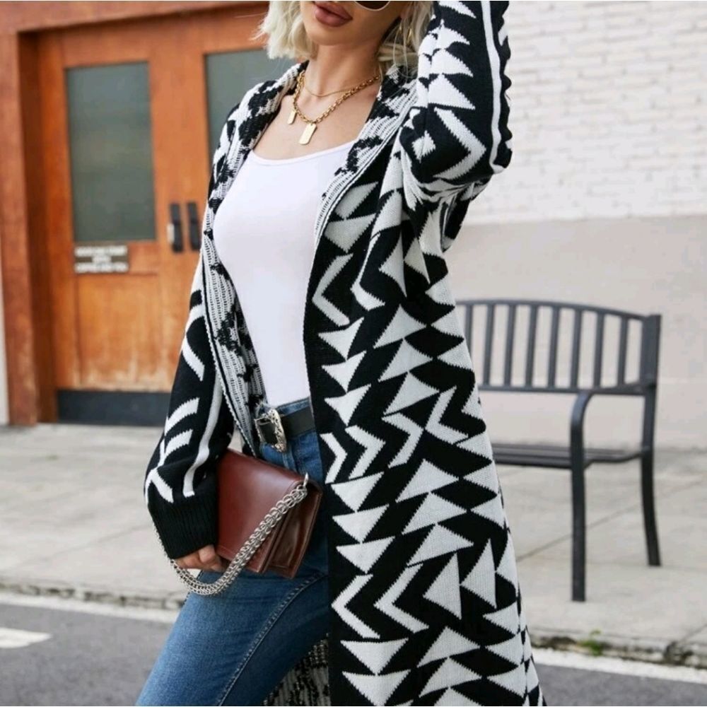 Geo Pattern Drop Shoulder Front Hooded Cardigan - Picture 4 of 7